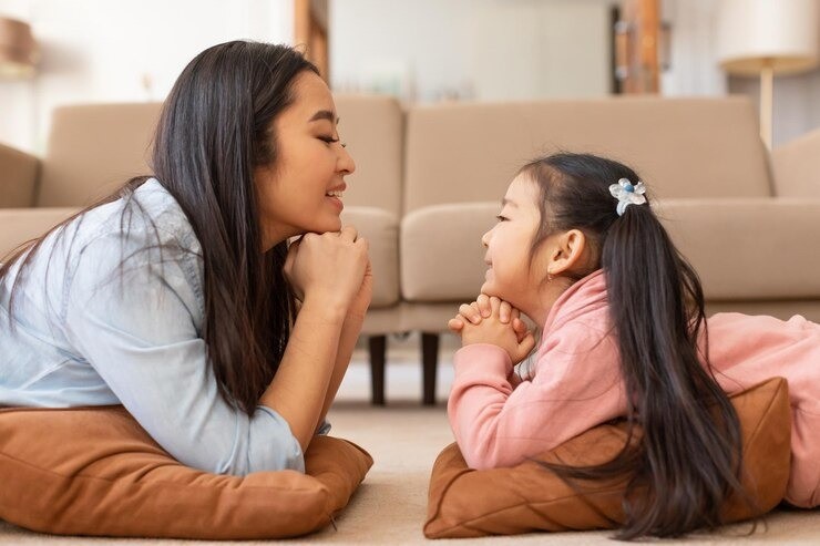 cara mendidik anak keras kepala, anak berkemauan kuat, disiplin positif anak, strategi pengasuhan anak mandiri, cara menghadapi anak sulit diatur, tips parenting bunda muda, komunikasi efektif orang tua dan anak, pola asuh anak kuat karakter.